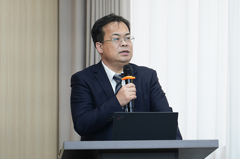 1739928880180001.jpg 王勇作主題發(fā)言.jpg