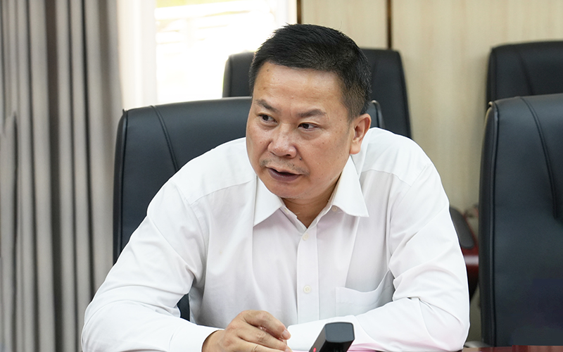 1745373798707442.jpg 魯仁全副校長發(fā)言.jpg